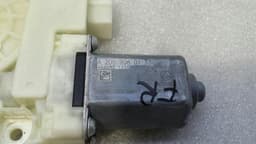 MERCEDES-BENZ Mercedes C Class W205 FRH Door Window Motor A2059060113 Window Regulator Motor Front — thumbnail 3