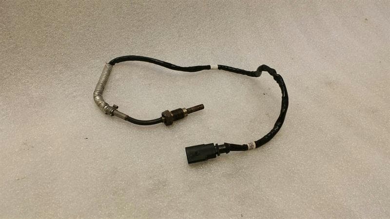 VW Volkswagen Golf GTD 5G Temperature Sensor 04L906088AE Exhaust Gas Temperature Sensor