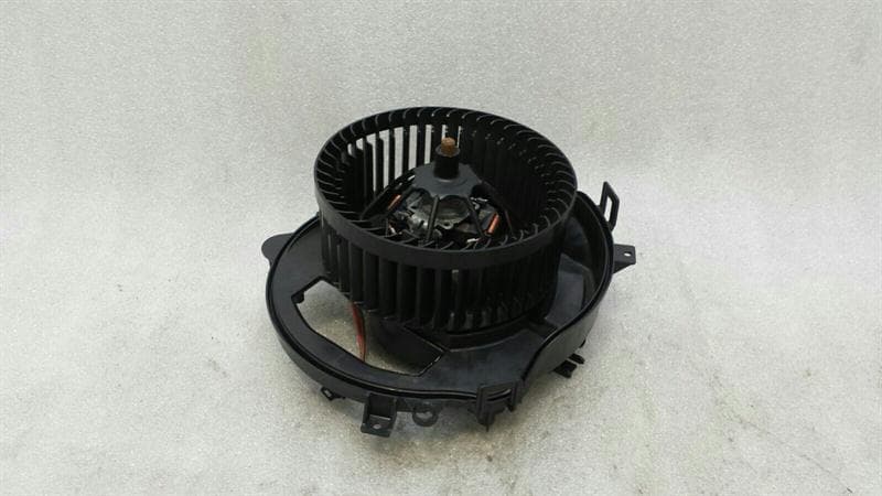 VW Volkswagen Golf GTD RHD Heater Blower 5Q2819021A Right Hand Drive