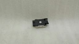 VW Volkswagen Golf GTD Antenna 5Q0035570 Suppression Filter Antenna Amplifier — thumbnail 7