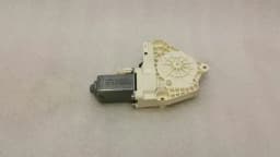 AUDI Audi S1 8X A1 right door window motor 8K0959802C window regulator motor right — thumbnail 1