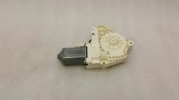 AUDI Audi S1 8X A1 right door window motor 8K0959802C window regulator motor right — thumbnail 4