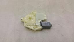 VW Volkswagen Golf GTD RLH door window motor 5Q4959811A window regulator motor rear Li — thumbnail 4