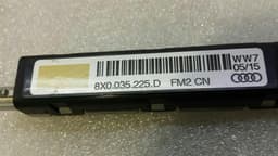AUDI Audi S1 8X A1 Aerial / Antenna 8X0035225D Antenna Aerial Amplifier — thumbnail 2