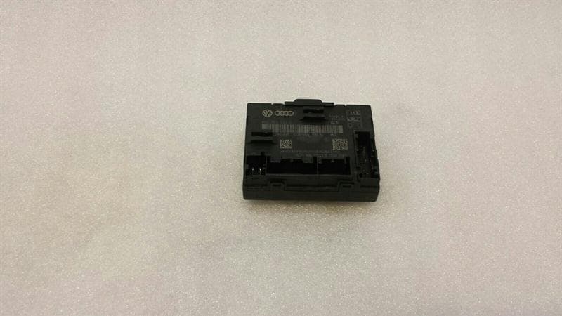AUDI Audi S1 8X A1 left door module 8X0959792K door control unit left