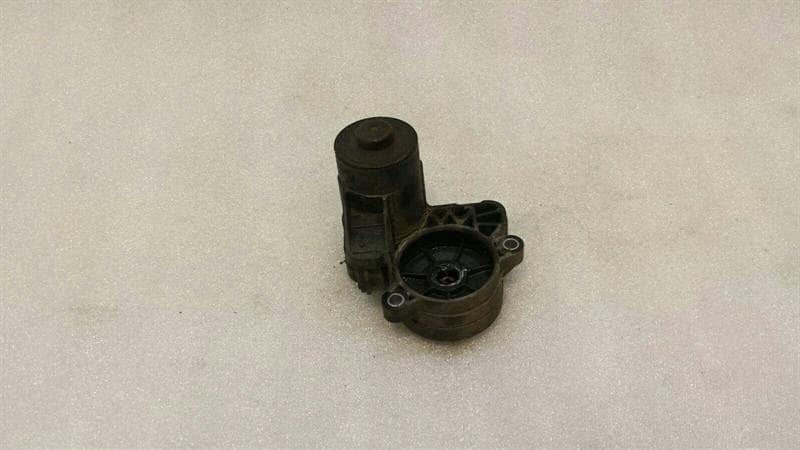 VW VOLKSWAGEN GOLF GTD 5G Park Brake Engine 5Q0615406BR ACTUATOR PARKING BRAKE RIGHT