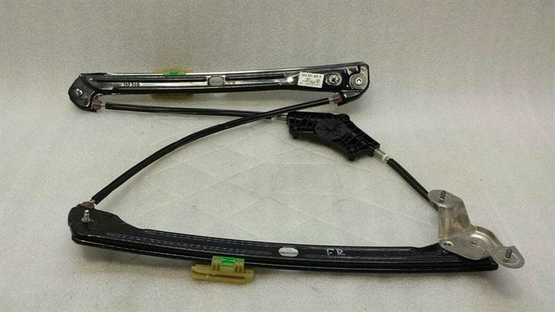 VW Volkswagen Golf GTD Right Front Door Winder 5G4837462G Window Regulator Front Right