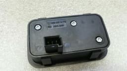 MERCEDES-BENZ Mercedes C Class W205 Boot Switch A2208211479 Tailgate Switch — thumbnail 3