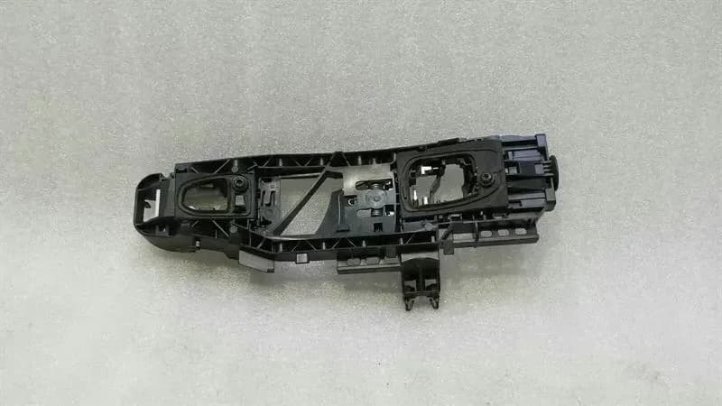 MERCEDES-BENZ Mercedes C Class W205 FLH handle carrier A0997602100 door handle holder front left