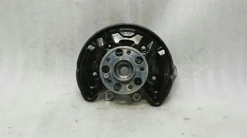 Mercedes C Class W205 Right Rear Hub A2053500241 Wheel Bearing Housing Rear Right