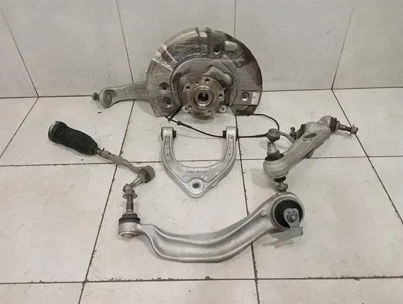ROLLS ROYCE Rolls Royce Wraith RR5 Right Front Hub 31216853002 Wheel Bearing Housing Front Right