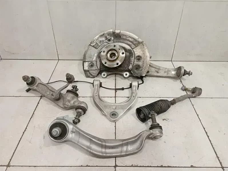 ROLLS ROYCE Rolls Royce Wraith RR5 Left Front Hub 31216853001 Wheel Bearing Housing Front Left