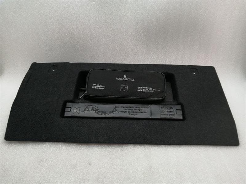 ROLLS ROYCE ROLLS ROYCE GHOST SERIES II 2 SAVER KIT 51479165330 Jack