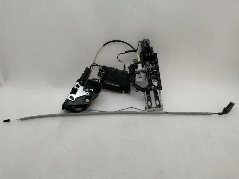 ROLLS ROYCE Rolls Royce Ghost Series II 2 Door Lock 51217202007 Door Lock REAR LEFT LEFT