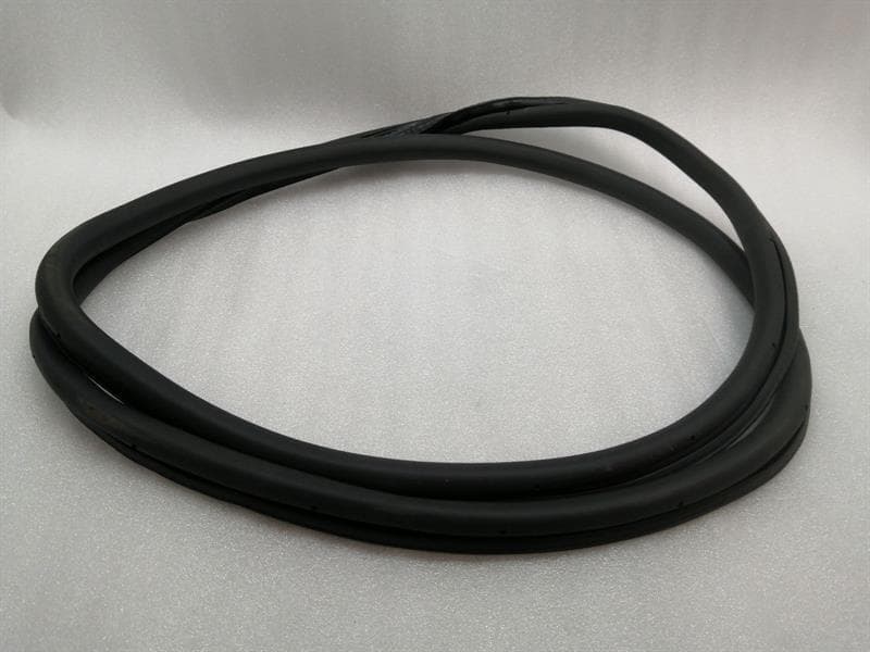 ROLLS ROYCE GHOST SERIES II 2 Door Seal 51727200301 Door Seals FRONT R=L