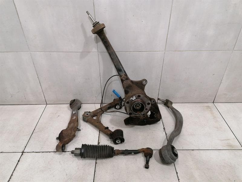 Rolls Royce Phantom VII 7 Left Front Hub 31216774835 Wheel Bearing Housing Front Left