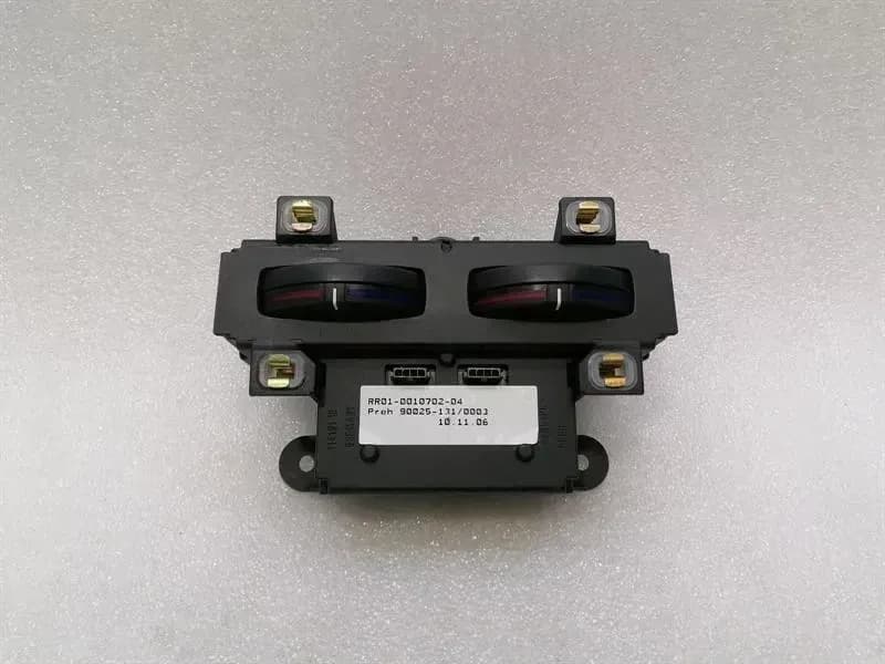 ROLLS ROYCE Rolls Royce Phantom MK7 Rear Auto Climate Control 0010702 Rear Climate Control Panel