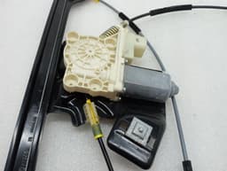 ROLLS ROYCE Rolls Royce Phantom MK7 Right Rear Door Winder 51357194802 Rear Window Regulator — thumbnail 5