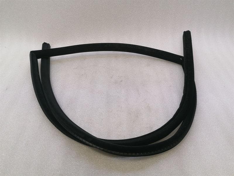 ROLLS ROYCE ROLLS ROYCE PHANTOM MK7 RRH Door Seal 51727114888 Door Seals Rear Right