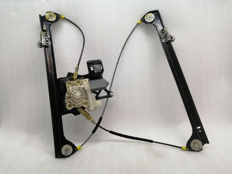 ROLLS ROYCE ROLLS ROYCE PHANTOM MK7 FRH Door Winder 51337194800 Front Right Window