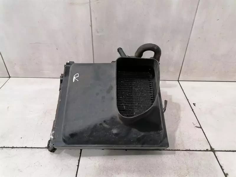 BENTLEY BENTLEY ARNAGE T RADIATOR RHS RIGHT PF102042PC PG112383PB Water Cooler