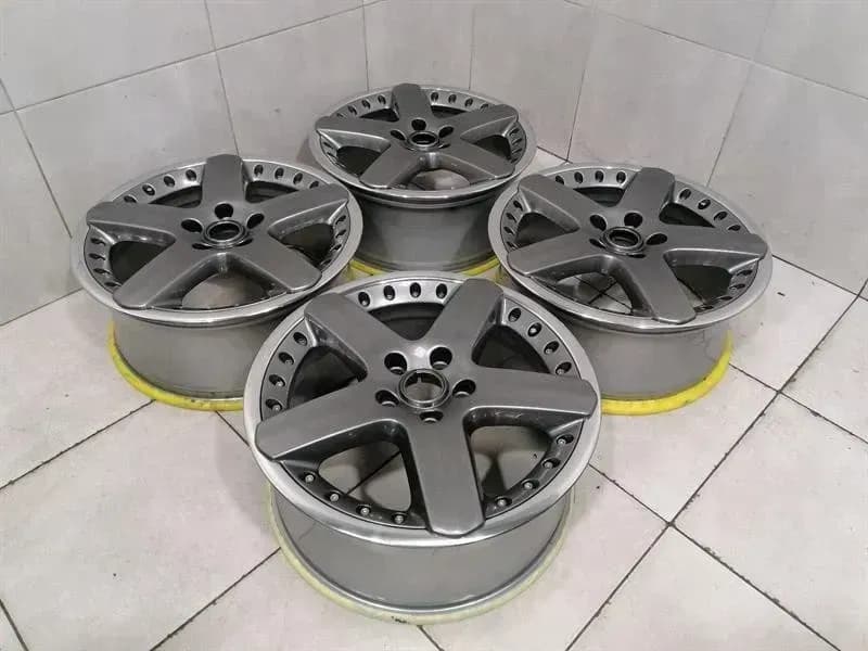 BENTLEY 19 BENTLEY ARNAGE T MULLINER 2 PIECE ALLOY WHEEL SET PD105935PB Alloy Wheel SET