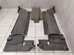 BENTLEY Bentley Arnage T Undertray Set PT108871PA Underfloor Trim Set — thumbnail 1