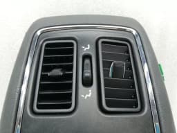 JEEP JEEP GRAND CHEROKEE WK2 MK4 rEAR CONSOLE X90006401BL REAR CENTER CONSOLE HEAT — thumbnail 2