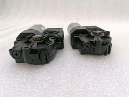 JEEP JEEP GRAND CHEROKEE WK2 MK4 Sun Roof Engine 30020271K Sunroof Motor Set — thumbnail 4