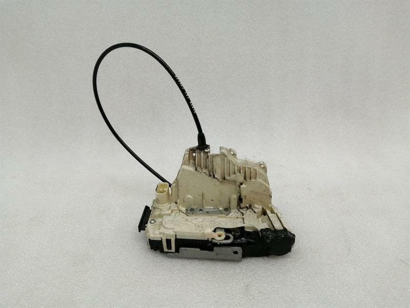 JEEP Jeep Grand Cherokee WK2 MK4 Door Lock Rear 04589700AH Right Rear Door Lock