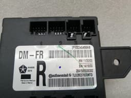 JEEP JEEP GRAND CHEROKEE WK2 MK4 FRH Door Module 68245458AB Door Control Unit Front Re — thumbnail 3