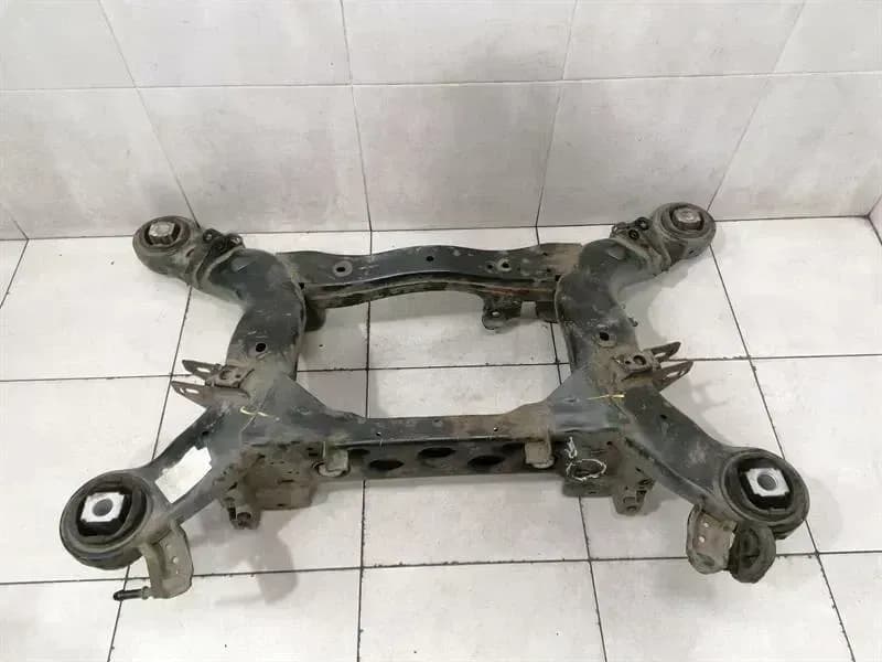 JEEP JEEP GRAND CHEROKEE WK2 MK4 Subframe Rear 04877623AD Axle Frame Rear Axle