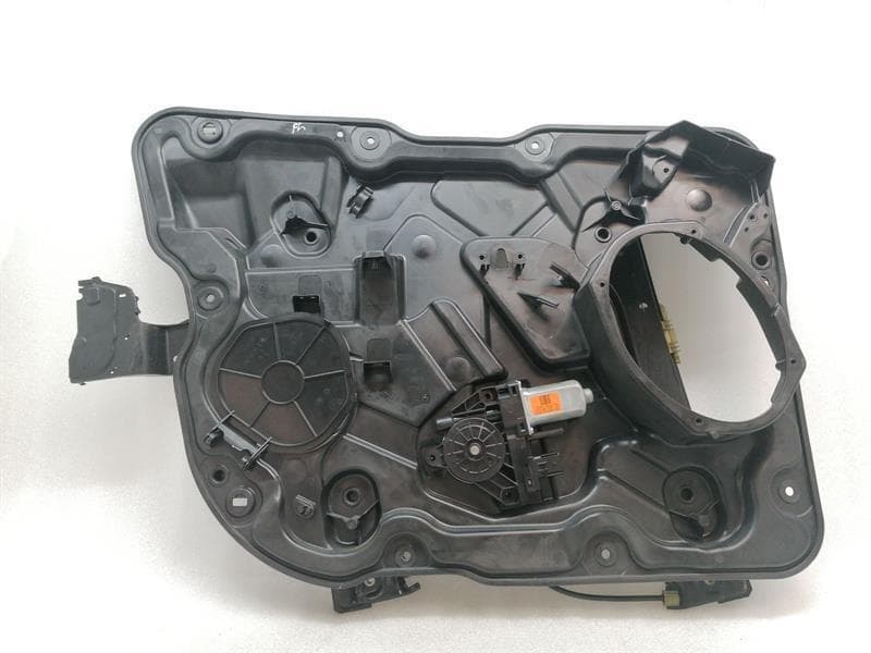 JEEP JEEP GRAND CHEROKEE WW2 FLH Door Winder 68231063AA Front Left Power Window