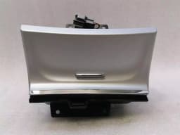 JEEP JEEP GRAND CHEROKEE WK2 MK4 TRAY X90026801SF USB SD 12V AUX Case — thumbnail 1