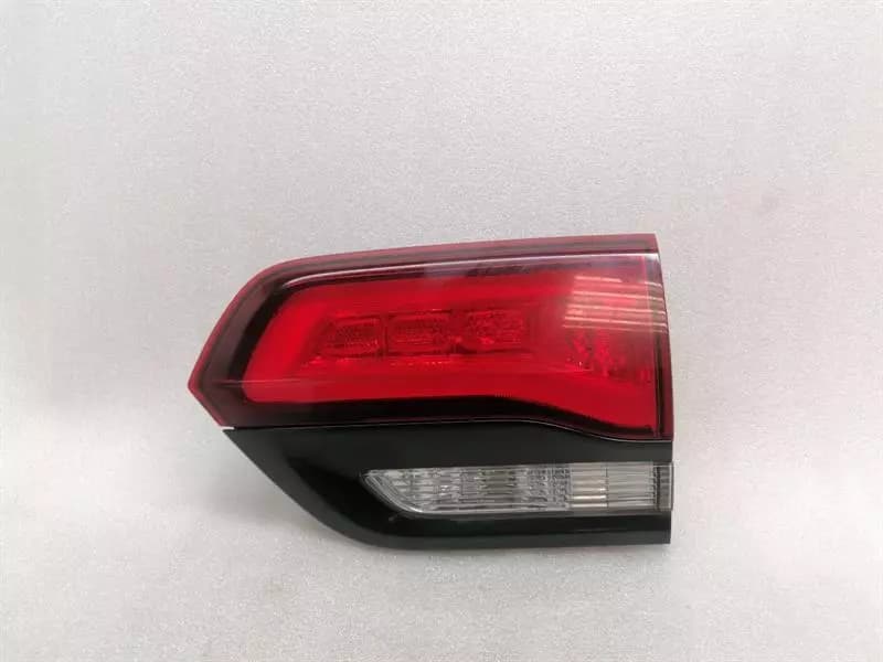 JEEP JEEP GRAND CHEROKEE WK2 SRT8 RRH Light 68142944AD Rear Right Tail Light