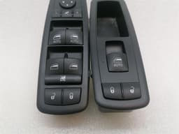 JEEP JEEP GRAND CHEROKEE WK2 MK4 Window Switch 68184803AA Switch Set — thumbnail 3