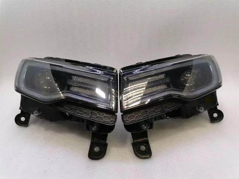 JEEP JEEP GRAND CHEROKEE WK2 MK4 SRT8 Head Light 68142493AF Headlights FACELIFT