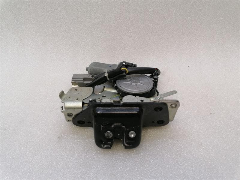 JEEP JEEP GRAND CHEROKEE WW2 MK4 Boat Lock 4589656AC Tailgate Lock