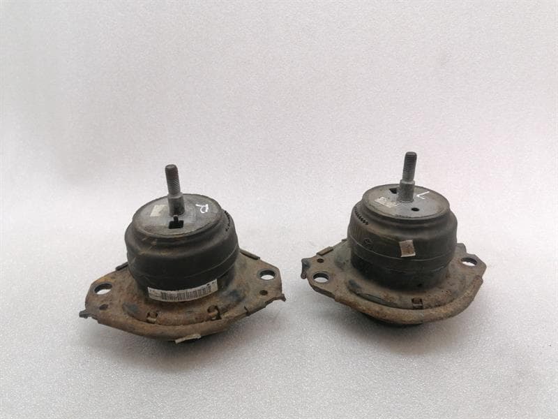 JEEP JEEP GRAND CHEROKEE WK2 MK4 SRT8 6.4 Engine Mount Set 5038548AC Motor Holder V8