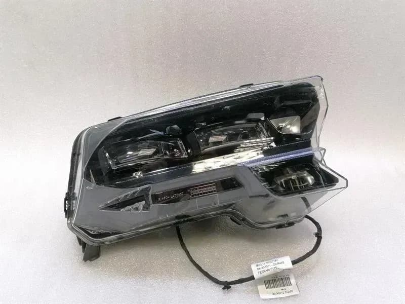 FERRARI Ferrari Purosangue F175 Right Headlight 796778 SPARES OR REPAIR RHD Headlight