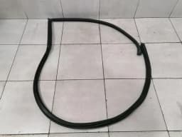 FERRARI Ferrari Purosangue F175 Door Seal 880280 Door Seals RH FRONT DOOR FRONT RE — thumbnail 1