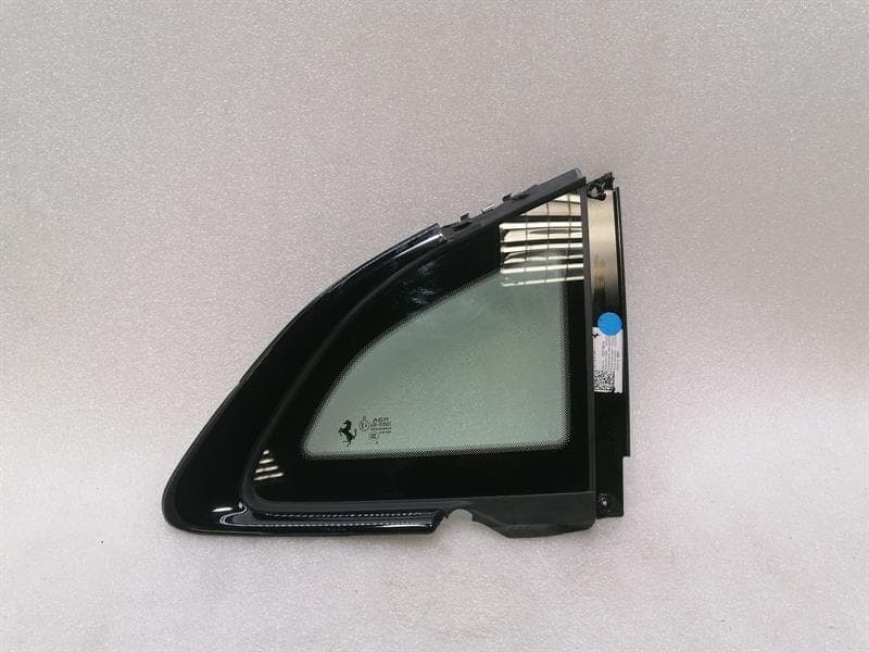 FERRARI Ferrari Purosangue F175 Right Rear Quarter Glass 776016 Door Panel 1/4 Rear RE