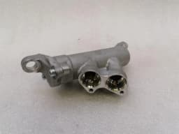 FERRARI Ferrari Purosangue F175 Thermostat Housing 316675 OIL THERMOSTAT HOUSING — thumbnail 5