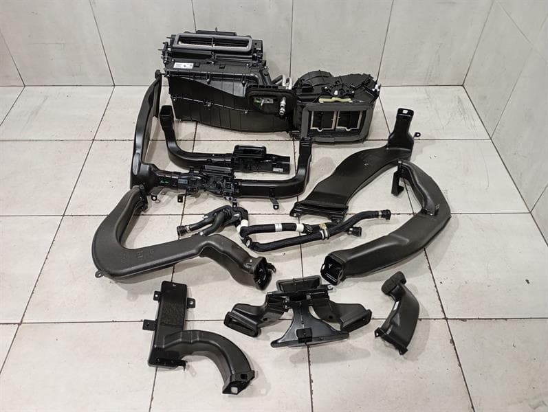 FERRARI Ferrari Purosangue F175 Heater Blower 781682 RHD Motor Heater Blower HVAC RHD