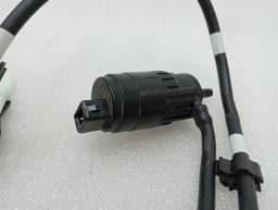 FERRARI Ferrari Purosangue F175 washer fluid pump 81632900 washer water pump — thumbnail 2