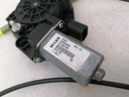 FERRARI Ferrari 812 Superfast F152M Right Front Door Winder 88063300 Window Regulator Right — thumbnail 9