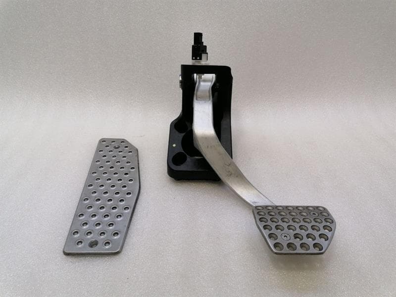 FERRARI Ferrari F12 Berlinetta F152 Brake Pedal 261832 Brake Pedal Cover