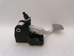 FERRARI Ferrari F12 Berlinetta F152 Brake Pedal 261832 Brake Pedal Cover — thumbnail 7
