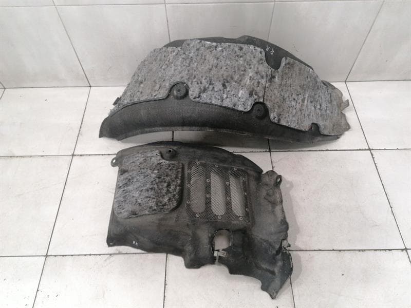 FERRARI FERRARI F12 BERLINETTA F152 WHEEL ARCH LINER RLH 83361400 WHEEL RUN COVER Hi Li