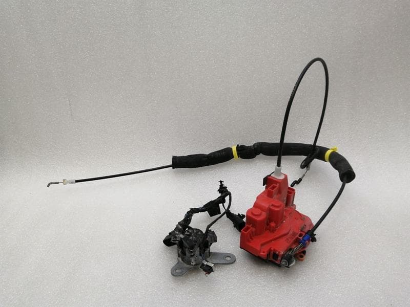 FERRARI Ferrari F12 Berlinetta F152 Left Door Lock 82447900 Door Lock Left